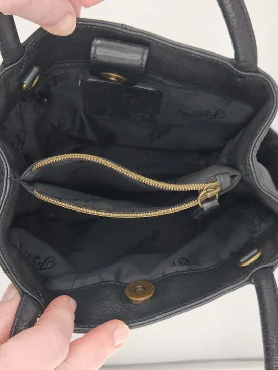 Fossil Black Pebbled Leather Tote Bag | Gold Key Charm | 1954 - Picture 5 of 7